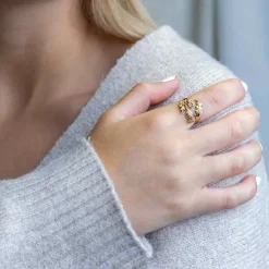 Bronzen ring distelbloem