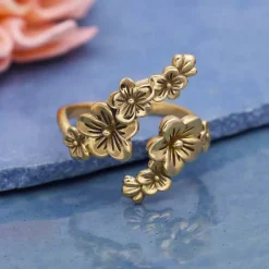 Bronzen ring kersenbloesem