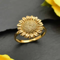 Bronzen ring zonnebloem