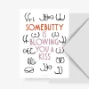Wenskaart billen "Somebutty is blowing you a kiss"