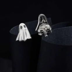 Zilveren oorbellen spoken (studs)