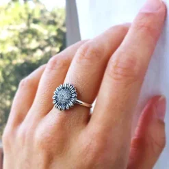 Zilveren ring zonnebloem